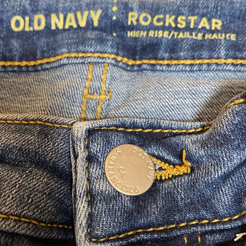 Old Navy women’s size‎ 4 rockstar super skinny high-rise destructed denim jeans